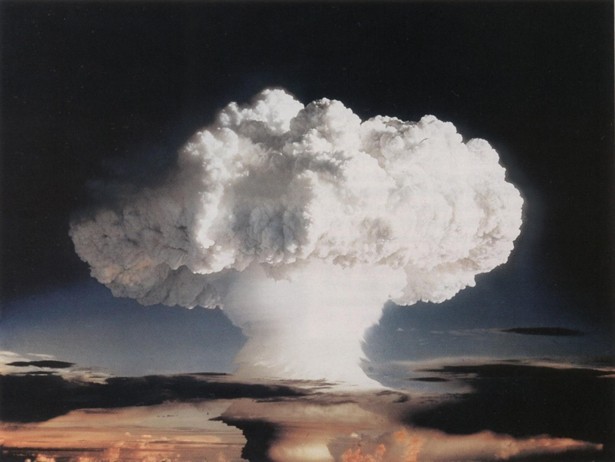 cloud of hydrogen bomb detonation