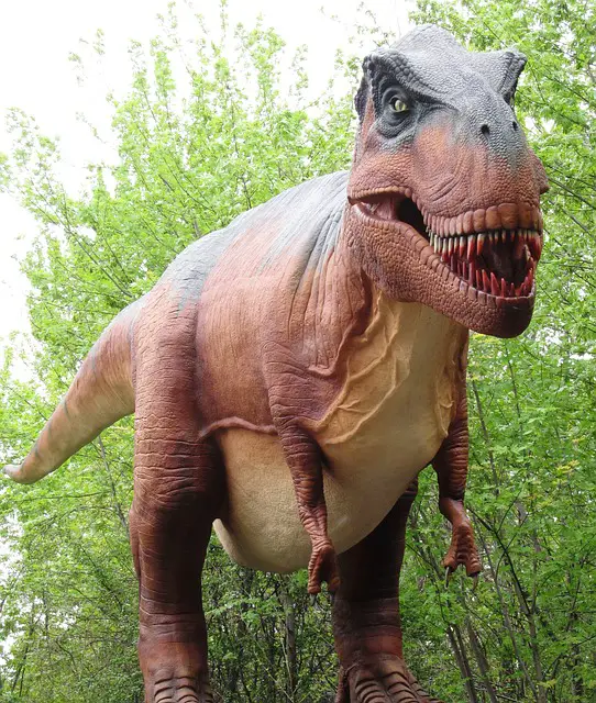 dinosaurs thought to be present in history 